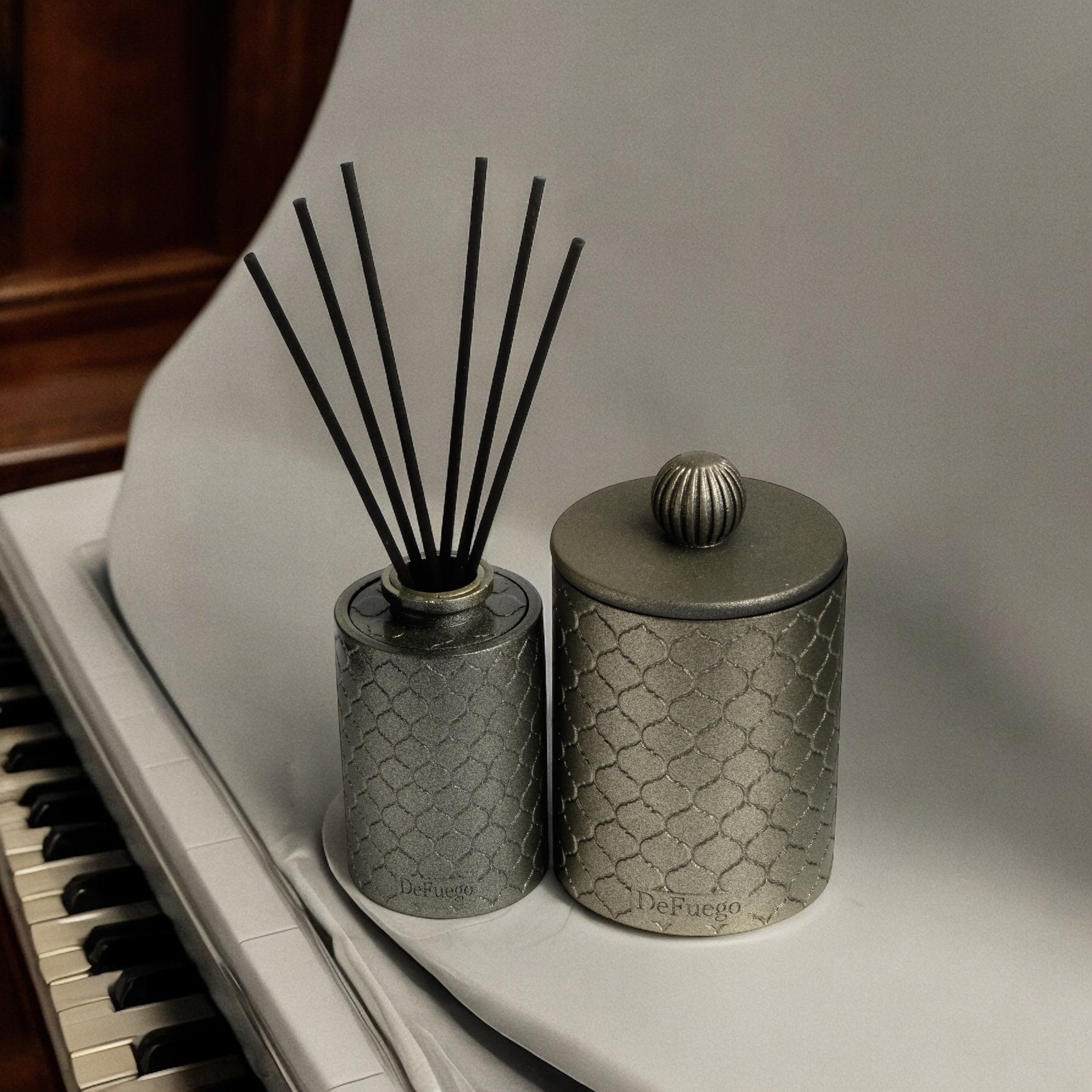 Ароматическая свеча "Османское сокровище" DeFuego Восток платина, 200 мл