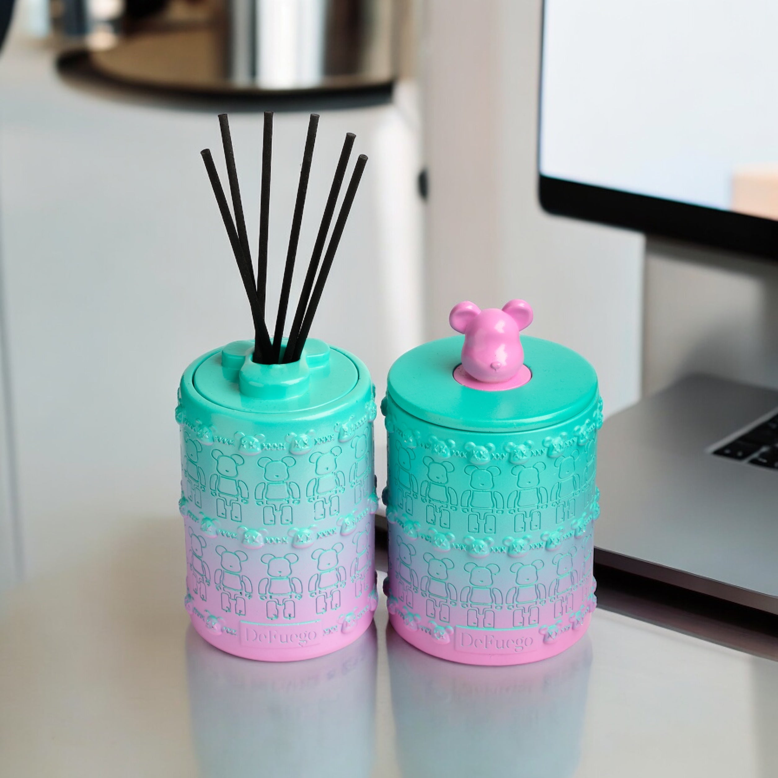 Ароматическая свеча "Сладкий Хаос" DeFuego Мишка мятный, 200 мл