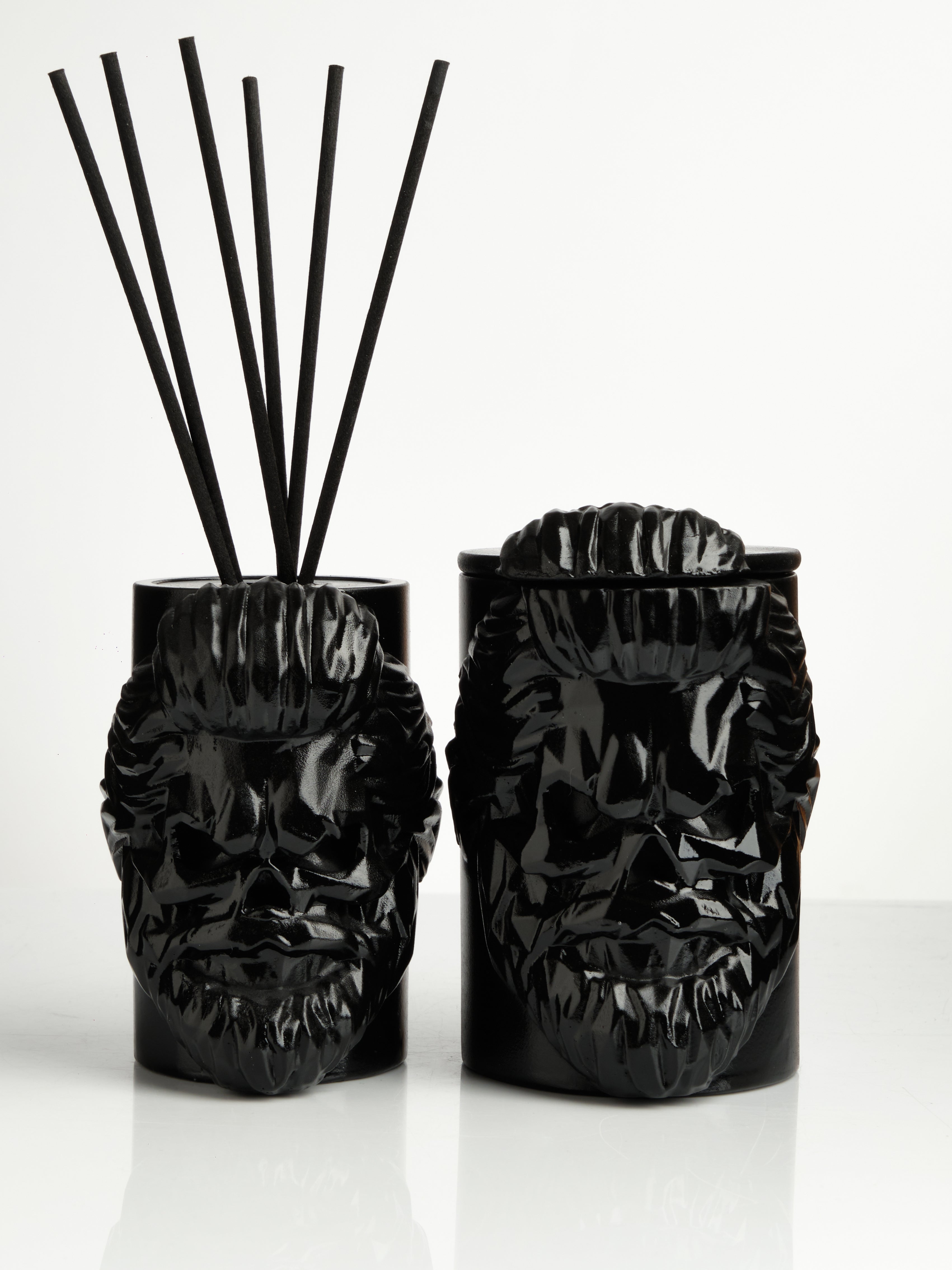 Ароматическая свеча "Сумеречный бор" DeFuego Бородач черный, 200 мл