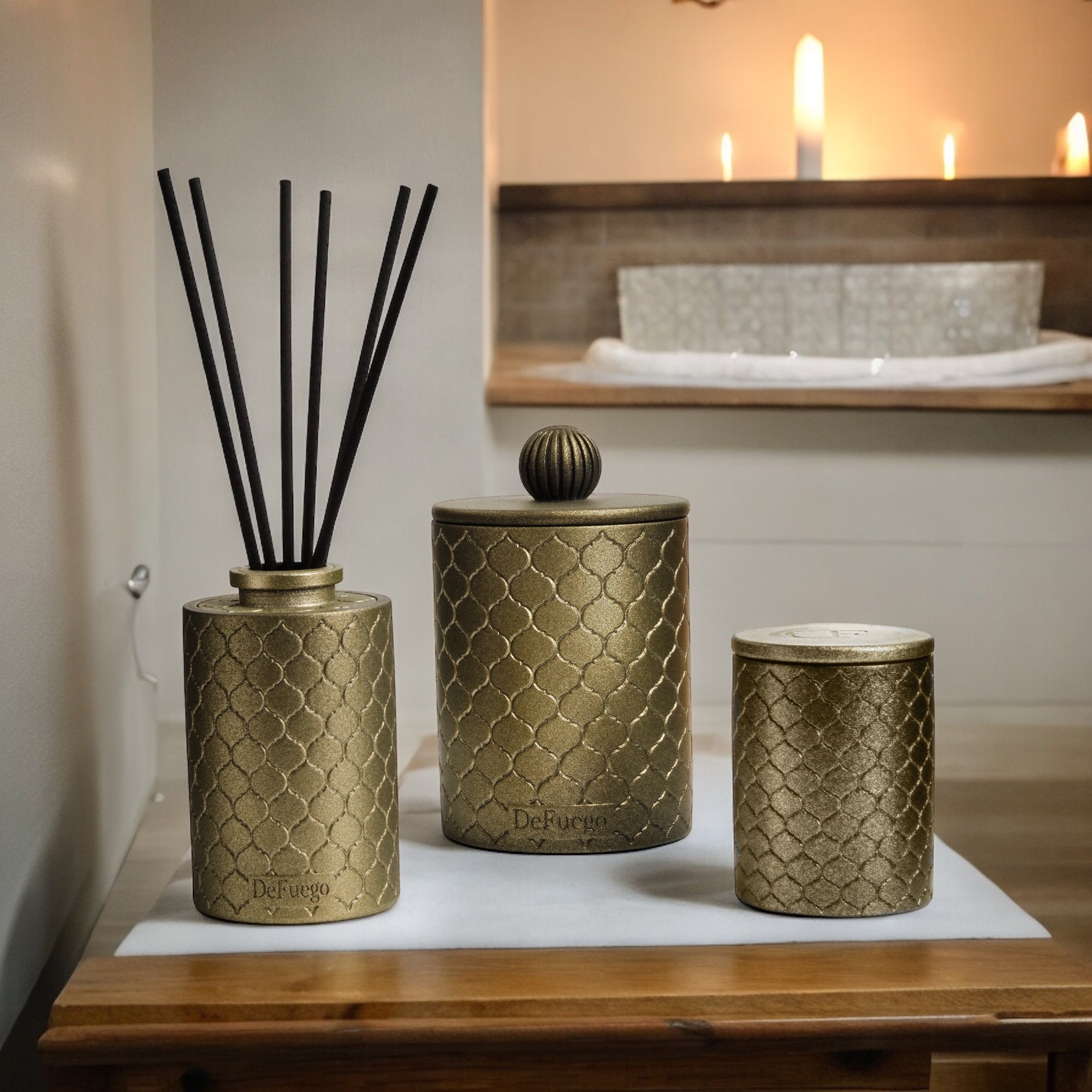 Ароматическая свеча "Неаполитанские страсти" DeFuego Восток ант.золото, 200 мл