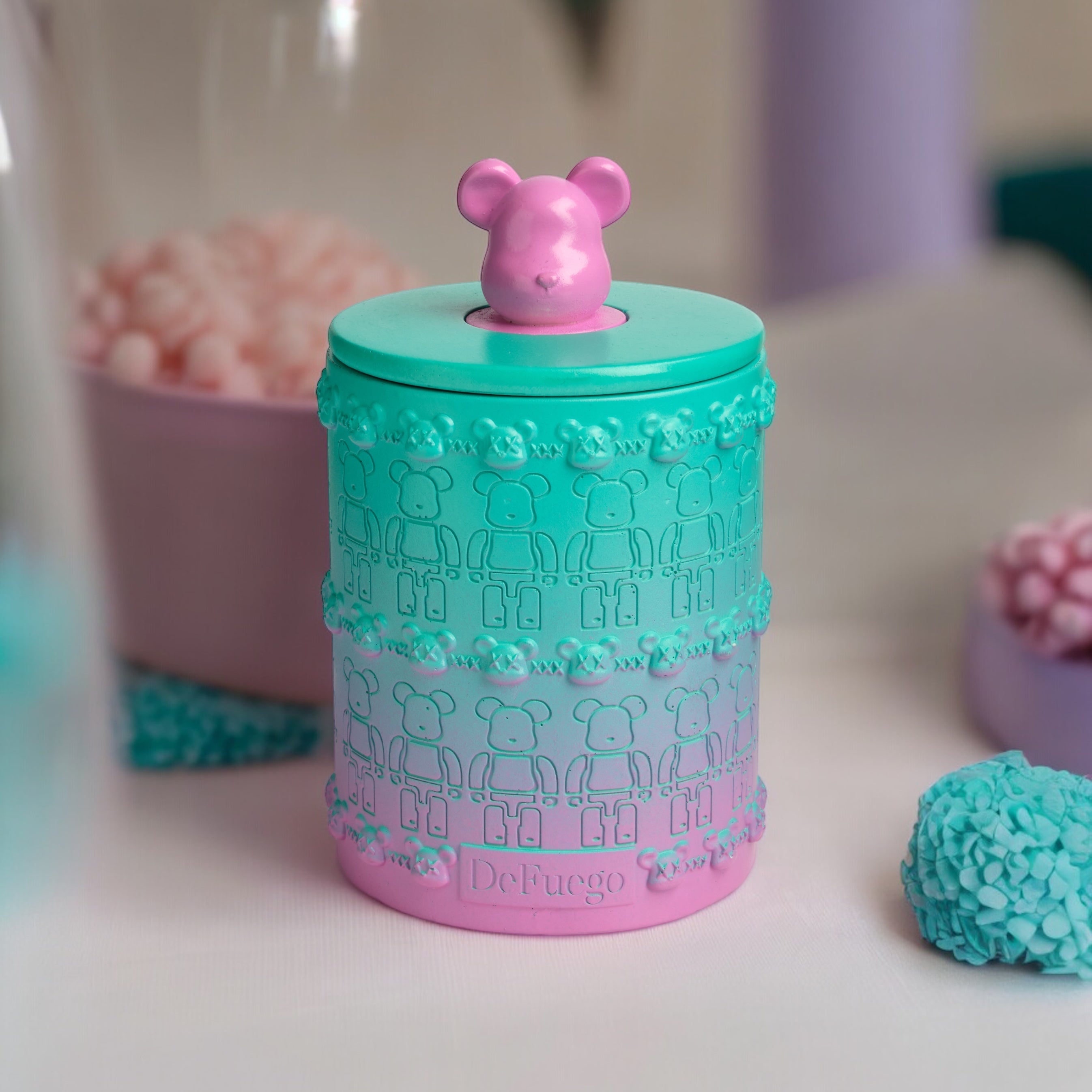 Ароматическая свеча "Сладкий Хаос" DeFuego Мишка мятный, 200 мл