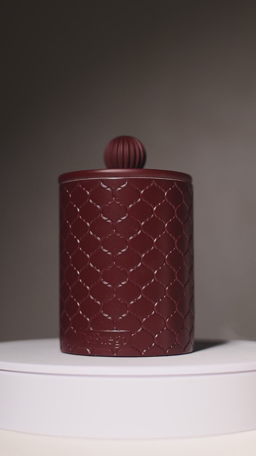 Ароматическая свеча "Темный Бархат" DeFuego Восток бархат, 200 мл