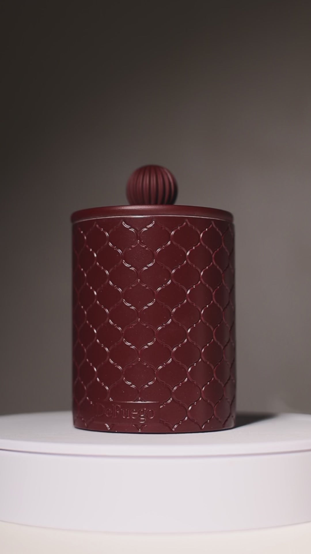 Ароматическая свеча "Темный Бархат" DeFuego Восток бархат, 200 мл